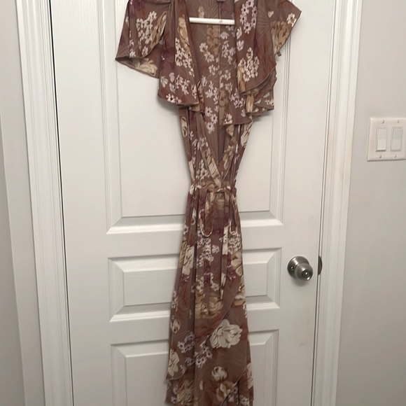 H&M Vintage Floral Wrap Dress Size 4 - Picture 1 of 3